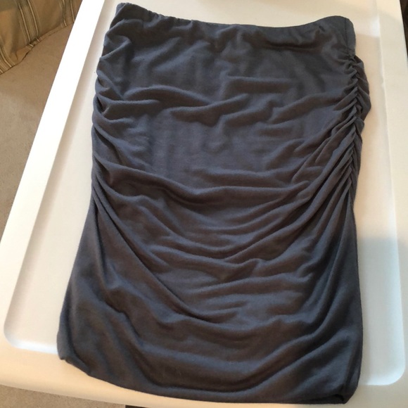 "Love Ady" body con Charcoal gray rusched side gathered skirt small - Picture 2 of 6